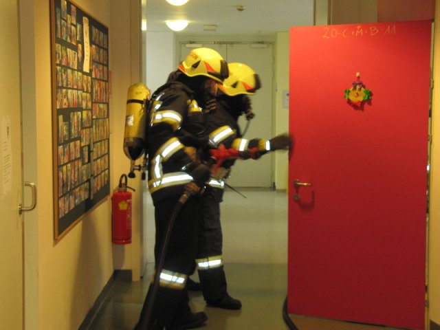 image0025.jpg - 44.34 KB